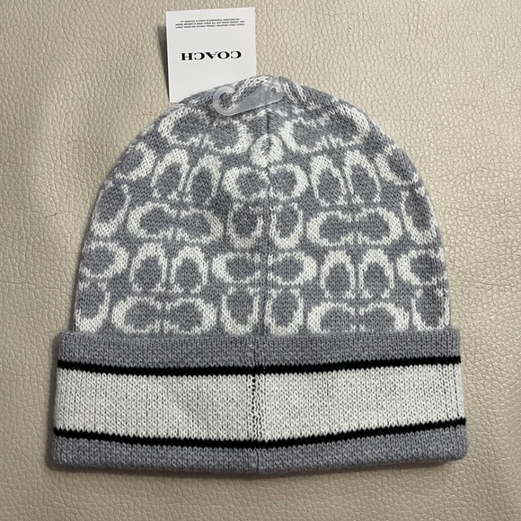 NWT - Coach Adult Signature Logo Knit Cuff Wool Blended Beanie - Picture 2 of 3
